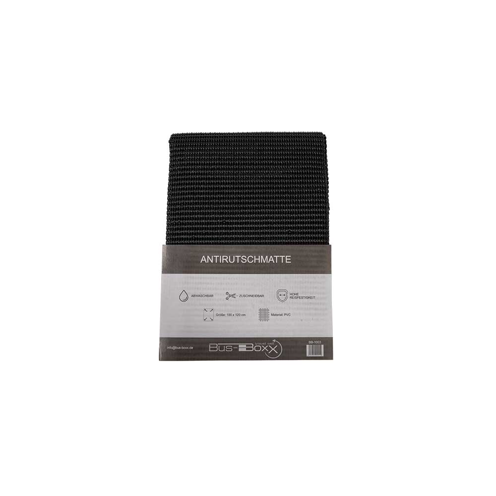 Eine verpackte Antirutschmatte freigestellt auf einem weißen Hintergrund